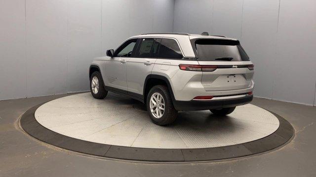 new 2025 Jeep Grand Cherokee car, priced at $41,920