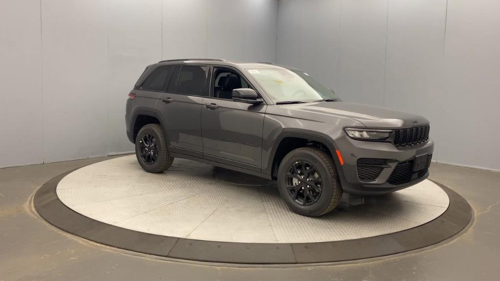 new 2025 Jeep Grand Cherokee car, priced at $44,480