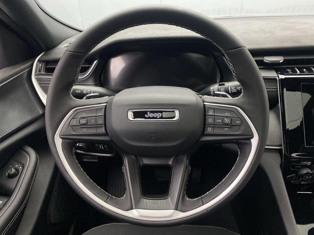 new 2025 Jeep Grand Cherokee car, priced at $44,480