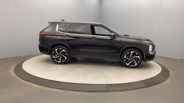 used 2022 Mitsubishi Outlander car, priced at $18,990
