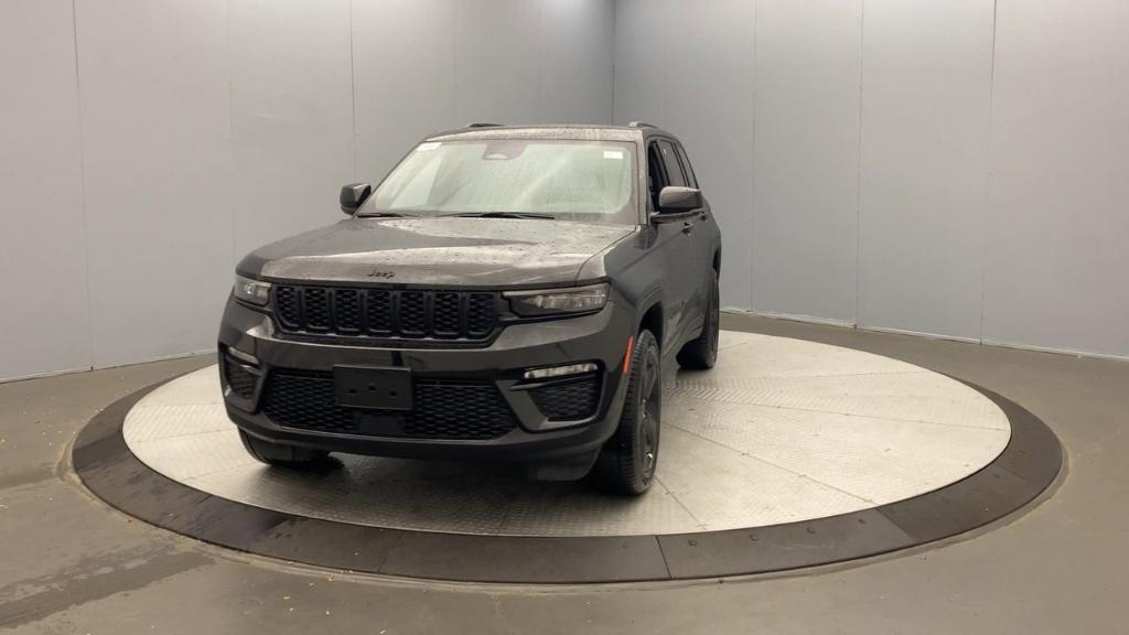 new 2025 Jeep Grand Cherokee car, priced at $51,035