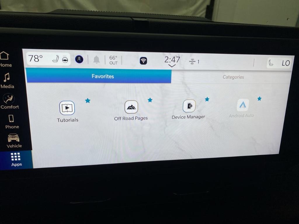 new 2025 Jeep Gladiator car, priced at $50,045