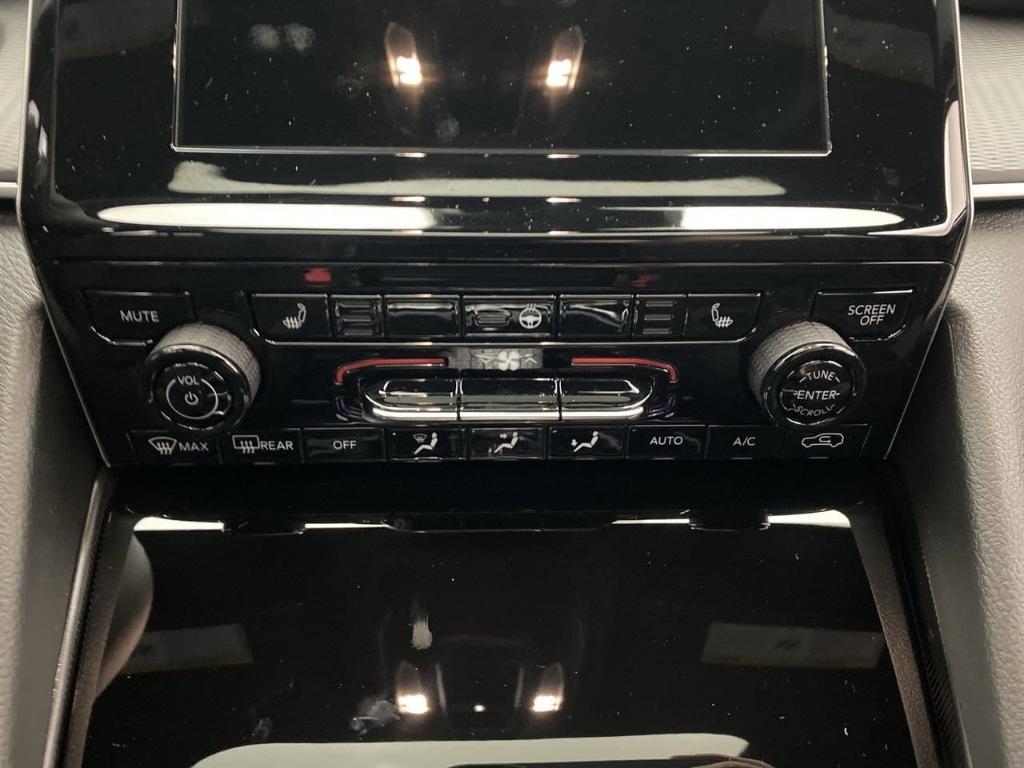 new 2025 Jeep Grand Cherokee L car, priced at $42,834