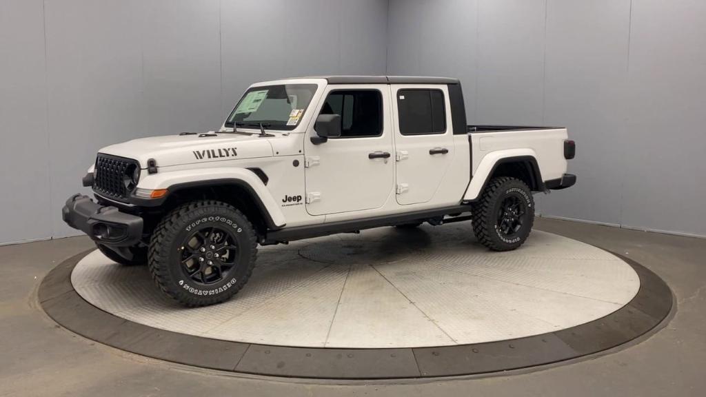 new 2024 Jeep Gladiator car, priced at $53,030