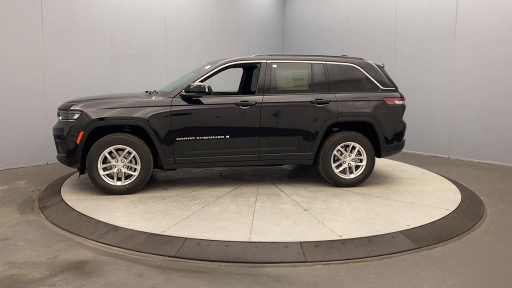 new 2025 Jeep Grand Cherokee car, priced at $41,470