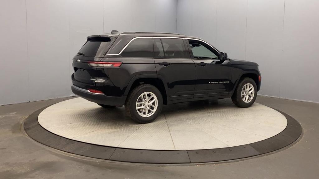 new 2025 Jeep Grand Cherokee car, priced at $41,470