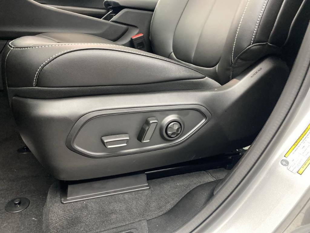 new 2025 Jeep Grand Cherokee L car, priced at $52,335