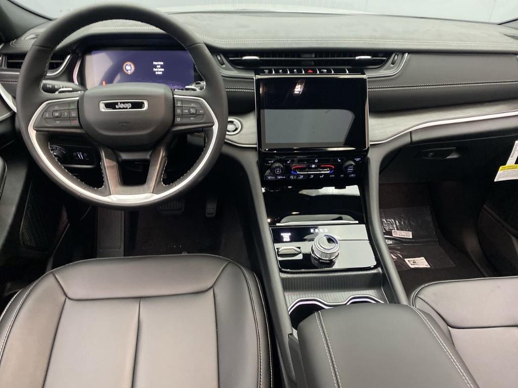 new 2025 Jeep Grand Cherokee L car, priced at $52,335