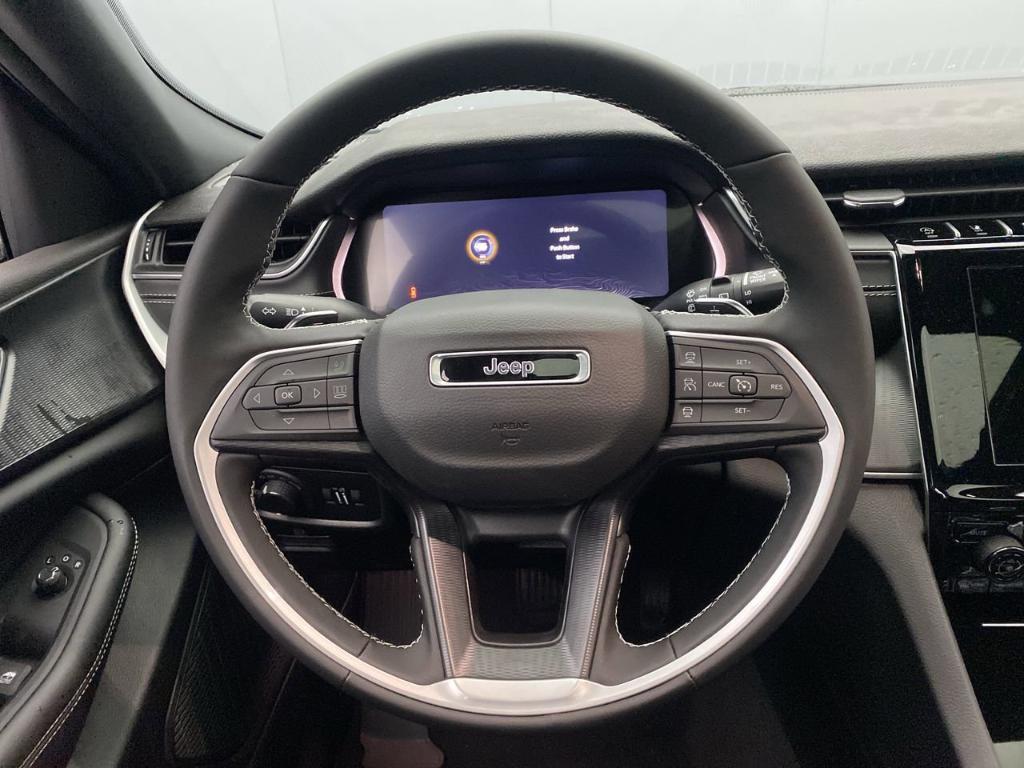 new 2025 Jeep Grand Cherokee L car, priced at $42,834