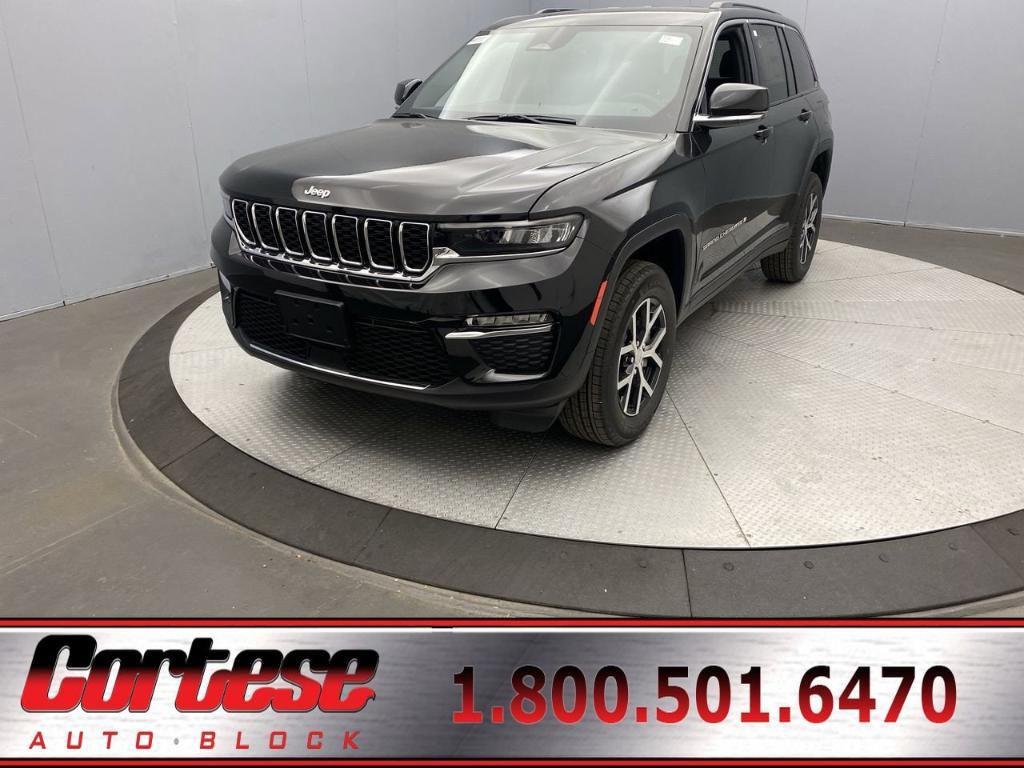 new 2025 Jeep Grand Cherokee car, priced at $45,795