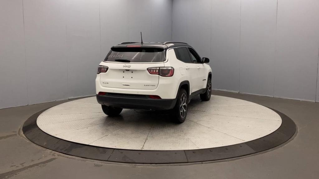 new 2025 Jeep Compass car, priced at $32,840