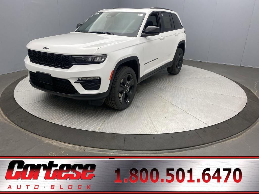 new 2025 Jeep Grand Cherokee car, priced at $49,890