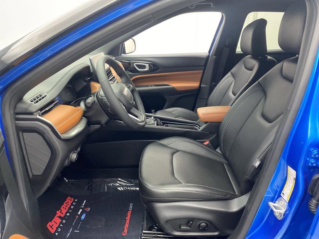 new 2025 Jeep Compass car, priced at $31,843