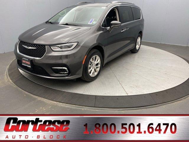 used 2021 Chrysler Pacifica car, priced at $28,490