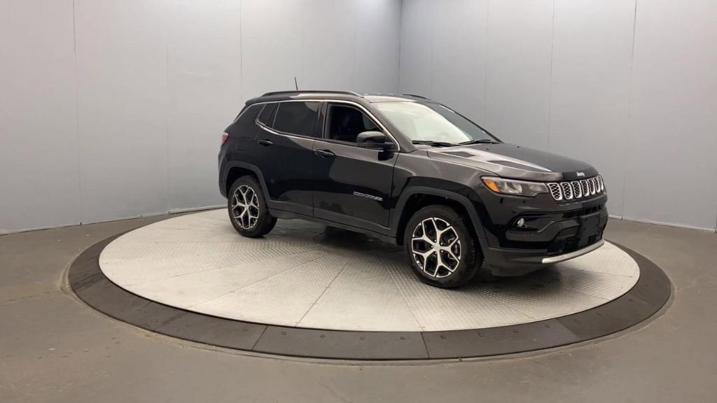 new 2024 Jeep Compass car, priced at $30,435