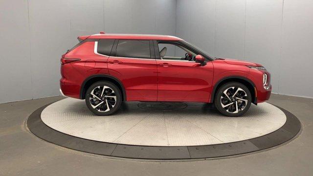 new 2024 Mitsubishi Outlander car, priced at $39,665