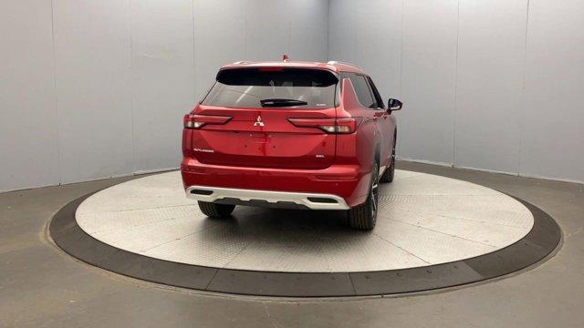 new 2024 Mitsubishi Outlander car, priced at $39,665