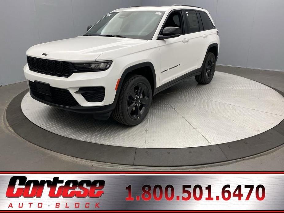 new 2024 Jeep Grand Cherokee car, priced at $47,080