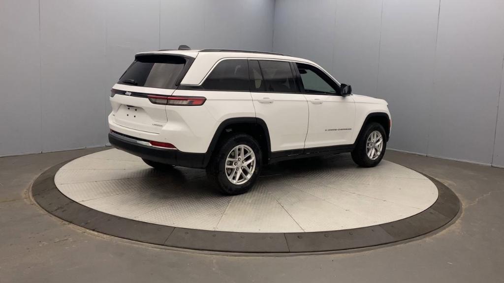 new 2025 Jeep Grand Cherokee car, priced at $41,177