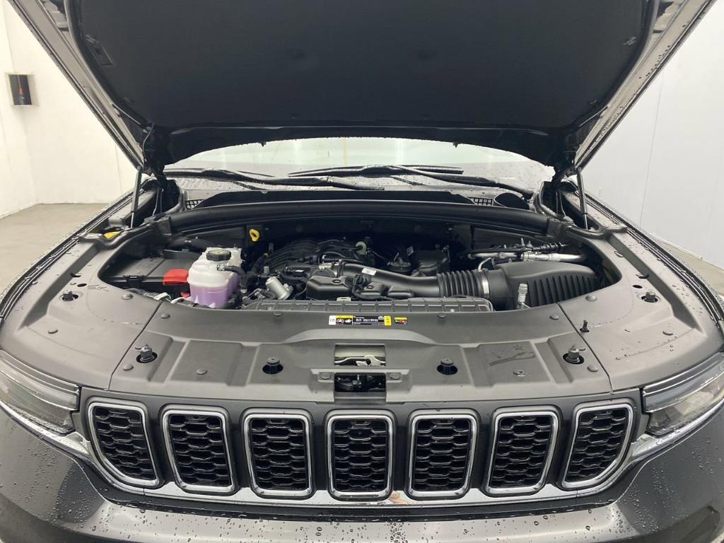 new 2025 Jeep Grand Cherokee L car, priced at $41,420
