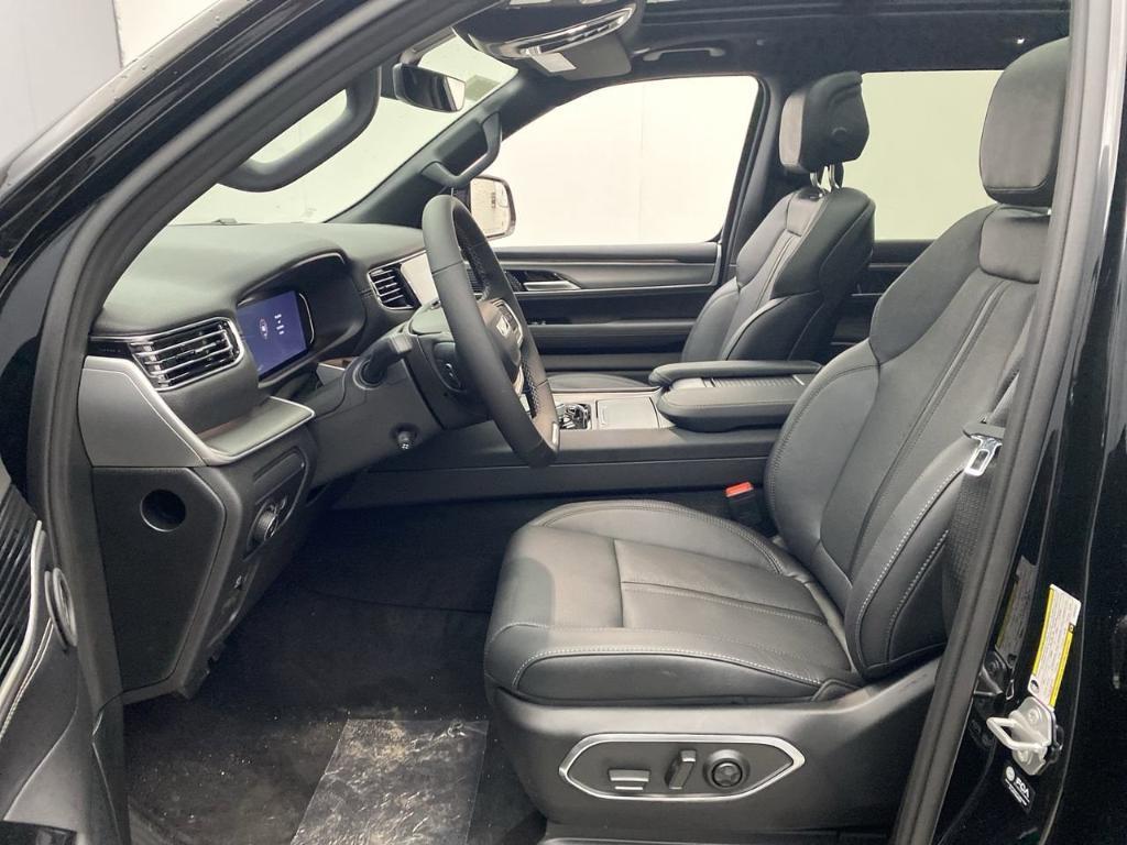 new 2025 Jeep Wagoneer car, priced at $79,595