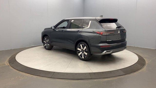 new 2025 Mitsubishi Outlander car, priced at $41,215