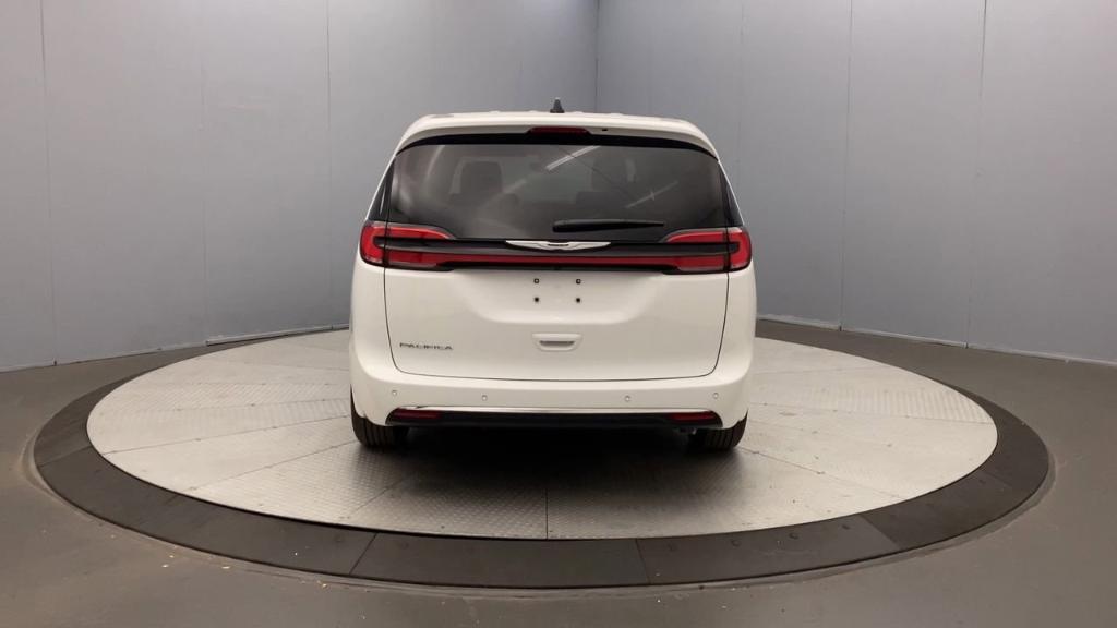 new 2025 Chrysler Pacifica car, priced at $41,145