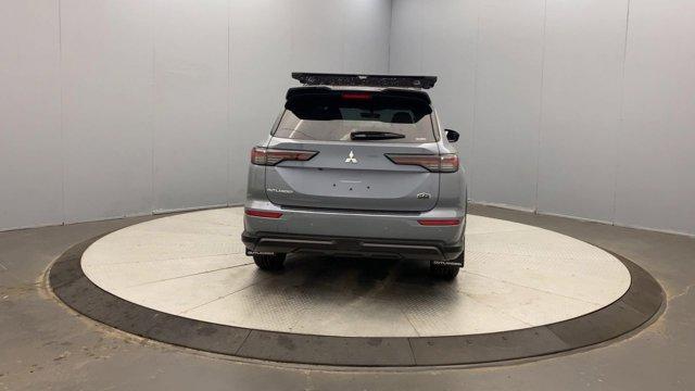 new 2025 Mitsubishi Outlander car, priced at $44,060