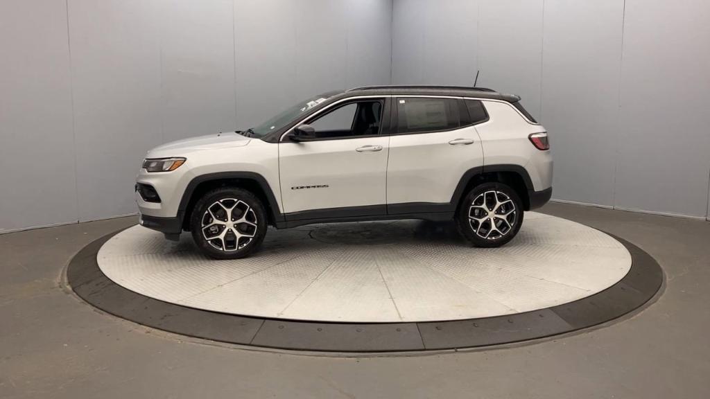 new 2024 Jeep Compass car, priced at $35,935