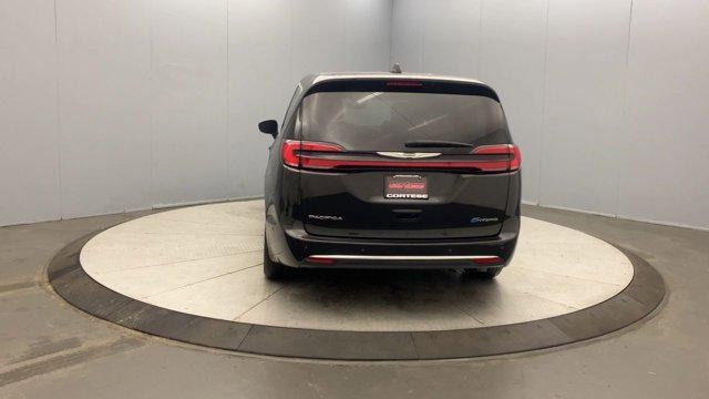 used 2023 Chrysler Pacifica Hybrid car, priced at $34,995