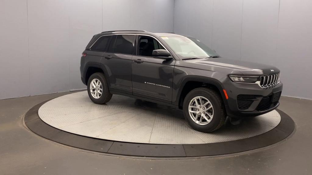 new 2025 Jeep Grand Cherokee car, priced at $42,470