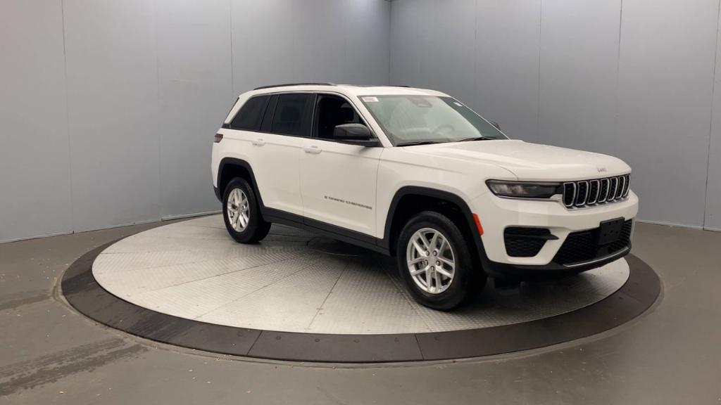 new 2025 Jeep Grand Cherokee car, priced at $41,875