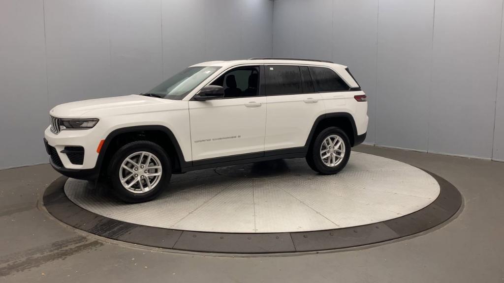 new 2025 Jeep Grand Cherokee car, priced at $41,875