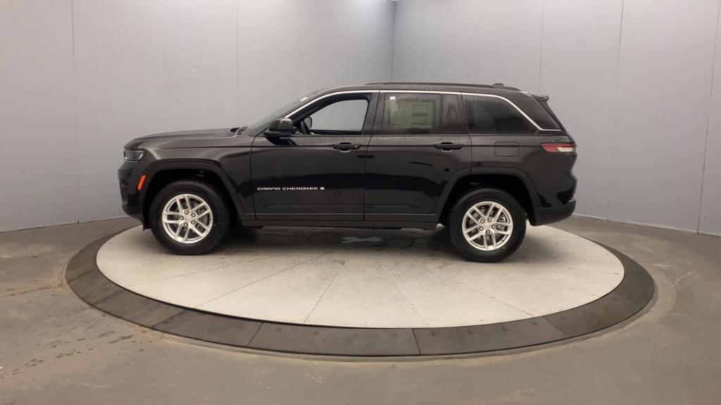 new 2025 Jeep Grand Cherokee car, priced at $41,470