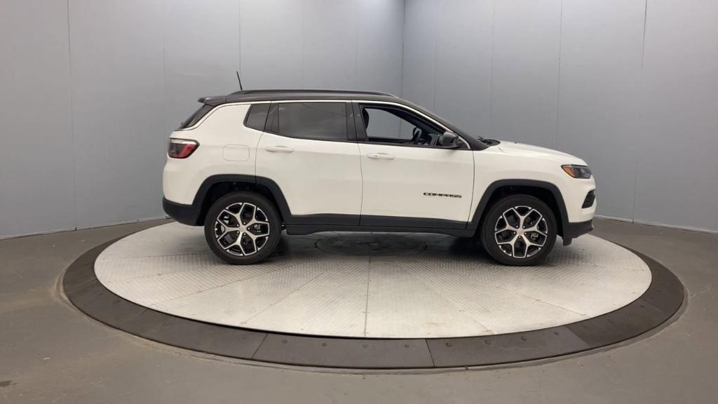 new 2024 Jeep Compass car, priced at $33,340