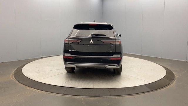 new 2025 Mitsubishi Outlander car, priced at $38,385