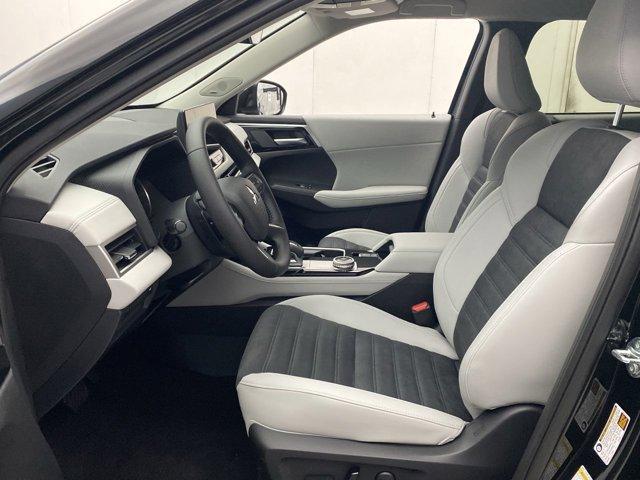 new 2025 Mitsubishi Outlander car, priced at $38,385