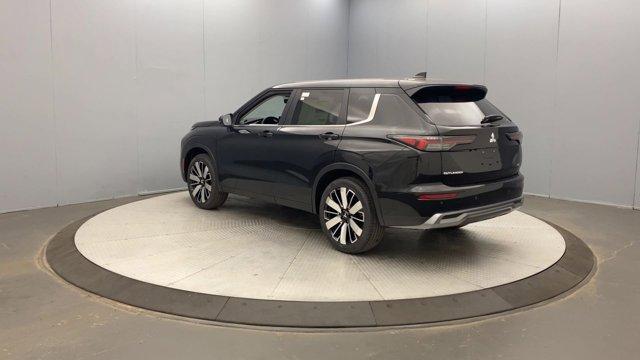 new 2025 Mitsubishi Outlander car, priced at $38,385