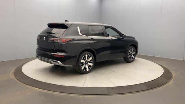 new 2025 Mitsubishi Outlander car, priced at $38,385