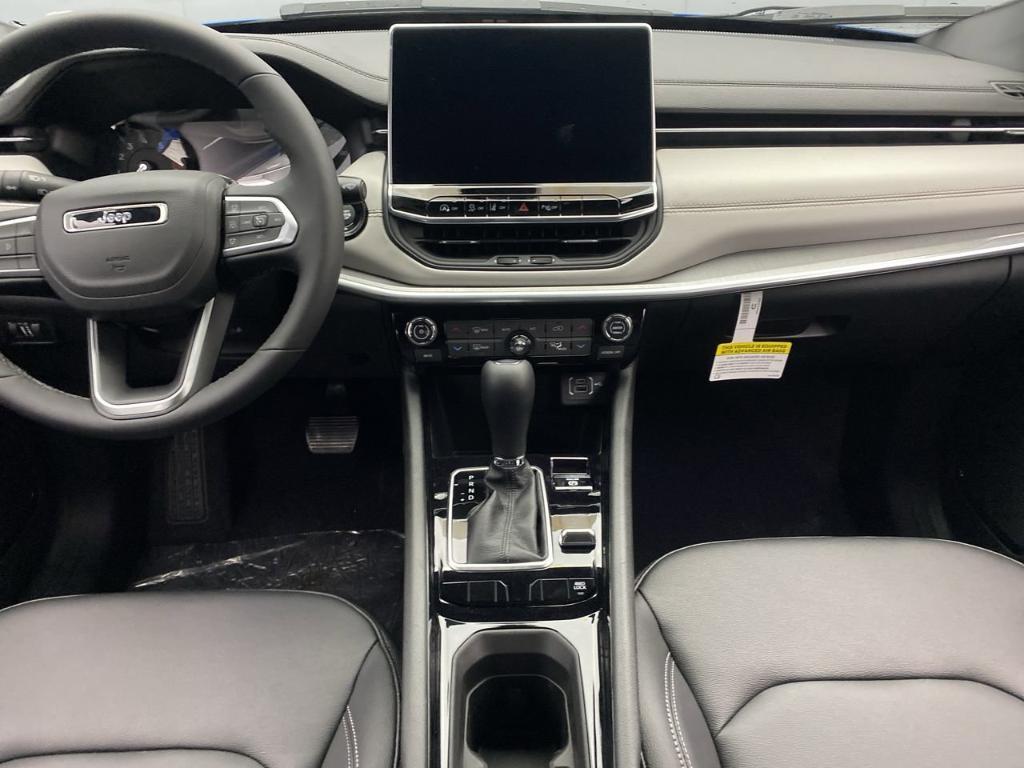 new 2025 Jeep Compass car, priced at $33,585