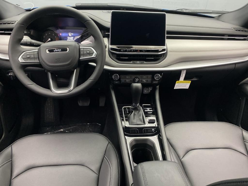 new 2025 Jeep Compass car, priced at $33,585