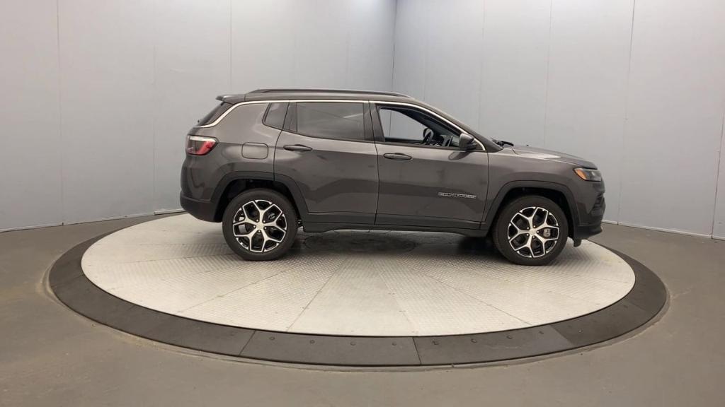 new 2024 Jeep Compass car, priced at $33,935