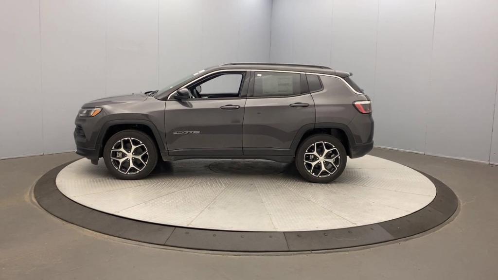 new 2024 Jeep Compass car, priced at $34,635