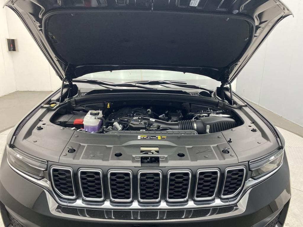 new 2025 Jeep Grand Cherokee car, priced at $41,920