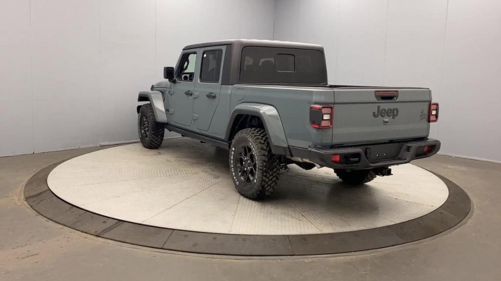 new 2024 Jeep Gladiator car, priced at $53,625