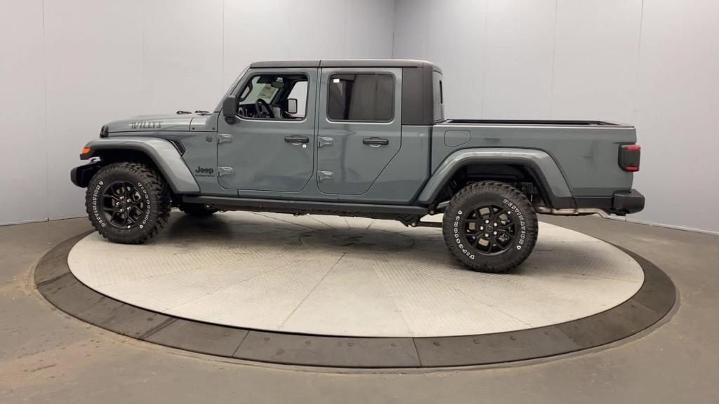 new 2024 Jeep Gladiator car, priced at $53,625