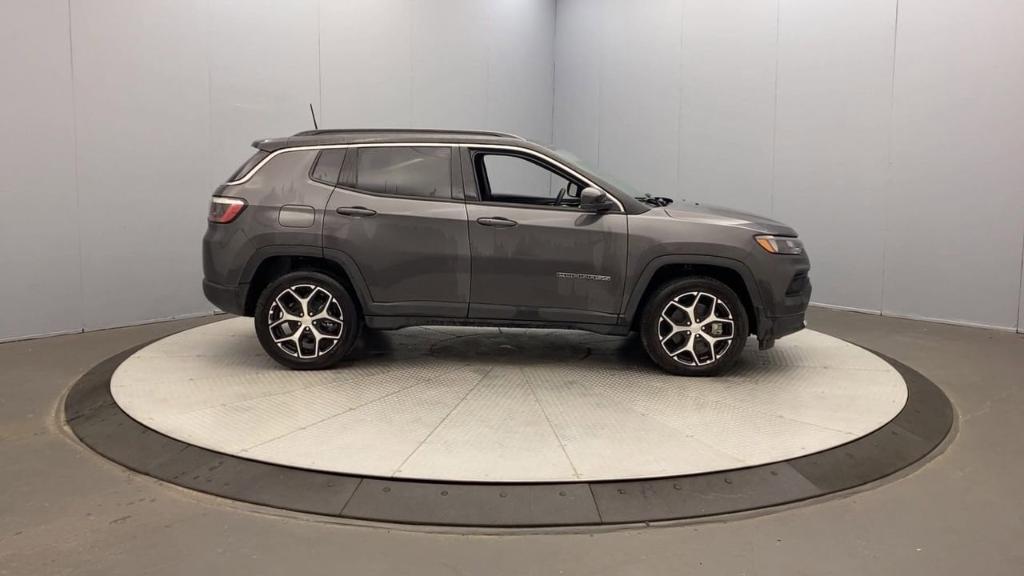 new 2024 Jeep Compass car, priced at $33,935