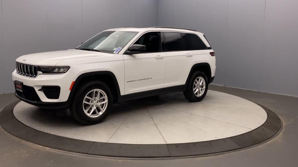 new 2025 Jeep Grand Cherokee car, priced at $38,677