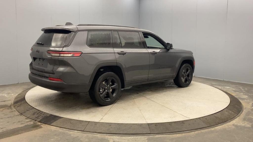 new 2025 Jeep Grand Cherokee L car, priced at $48,670