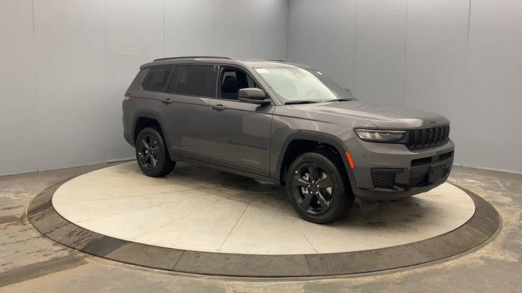 new 2025 Jeep Grand Cherokee L car, priced at $48,670